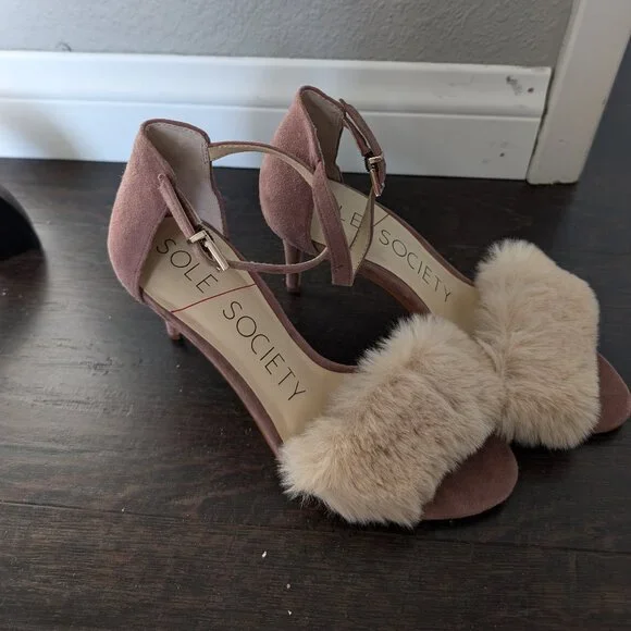 New High Heels - Picture 2 of 4